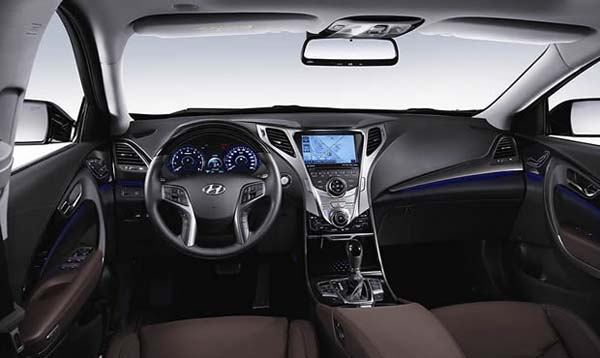Parte interna Hyundai Azera 2012 Equipamentos Hyundai Azera 2012