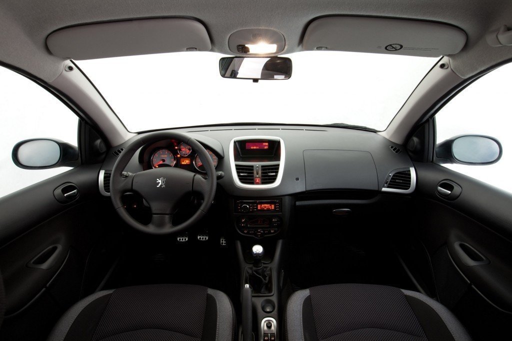 Mudanças Peugeot 207 2012 Versões Peugeot 207 2012