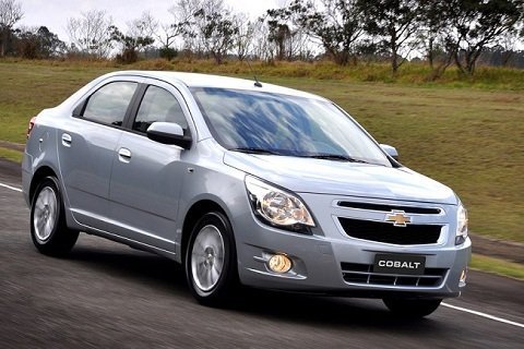 Trunfos são espaço e elegância Novo carro da GM