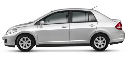 Lateral do Nissan Tiida Sedã 2013 NissanTiida Sedã 2013 (lateral)