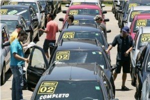 Feirão de carros Estratégia para desafogar o estoque