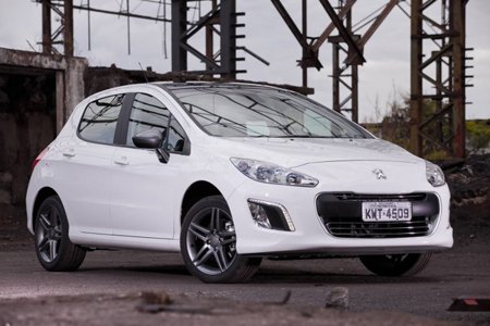 Frente do Peugeot 308 THP Frente do Feline THP