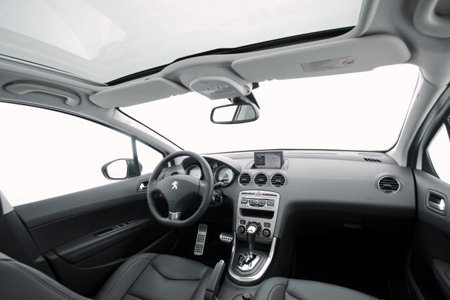 Interior do Peugeot 308 THP Interior do Felini THP