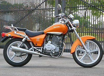 Imagem de uma moto da categoria Custom Como escolher uma moto?