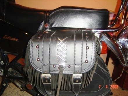 Carregando as malas da sua moto Alforjes laterais