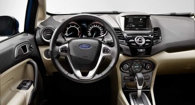 Imagem do interior do New Fiesta nacional Tudo sobe o New Fiesta nacional