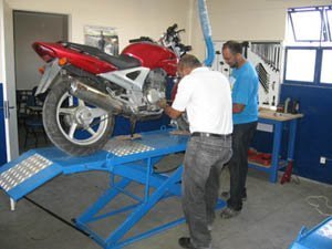 Um curso bom, e pode melhorar ainda mais! Mecânica de motos