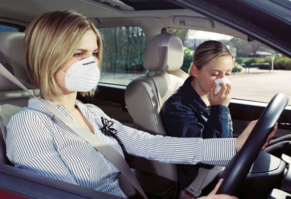 O que fazer quando está cheirando a gasolina dentro do veículo? Cheiro de gasolina no carro