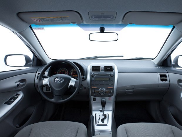 Interior do Corolla 2012