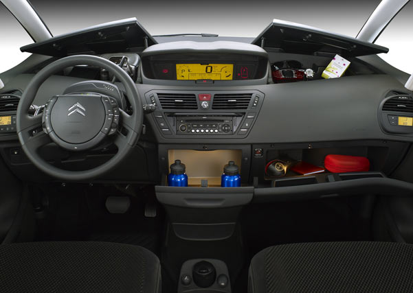 Tecnologia e design interior do C4 PIcasso