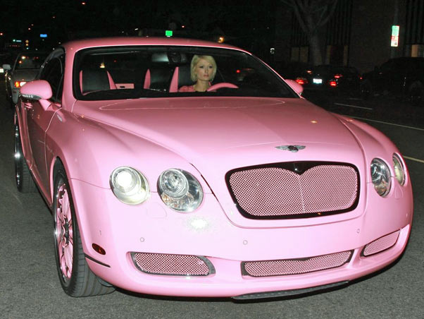 Carro rosa de Paris Hilton
