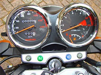 Suzuki Yes 125! Preços, consumo e avaliação!